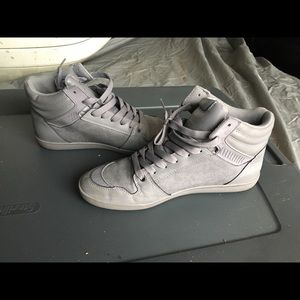 Grey leather guess shoes